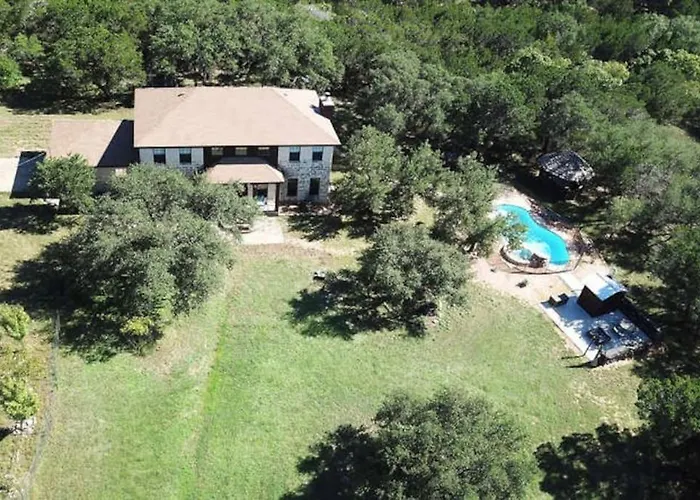 Hill Country Home 15 Acres,Billiard,Firepit,Pool,Winery, Next To Flat Creek Winery